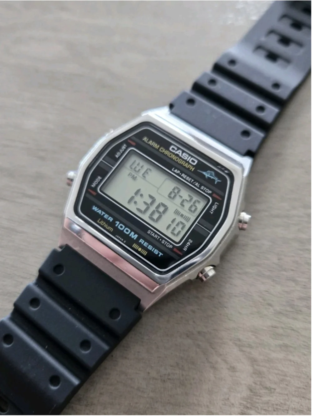 Rare Vintage Casio W-750 Men's Digital LCD Watch 1980s Great Must See Retro!!!